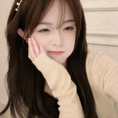 潇洒佳人淡淡妆