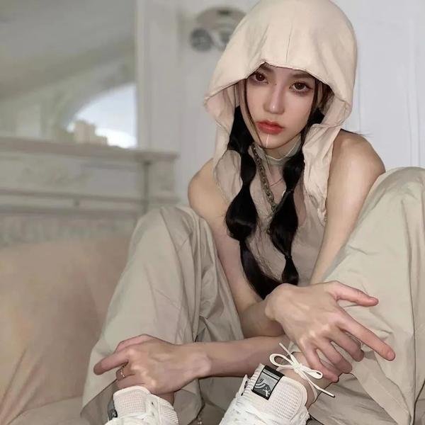 女人寻春